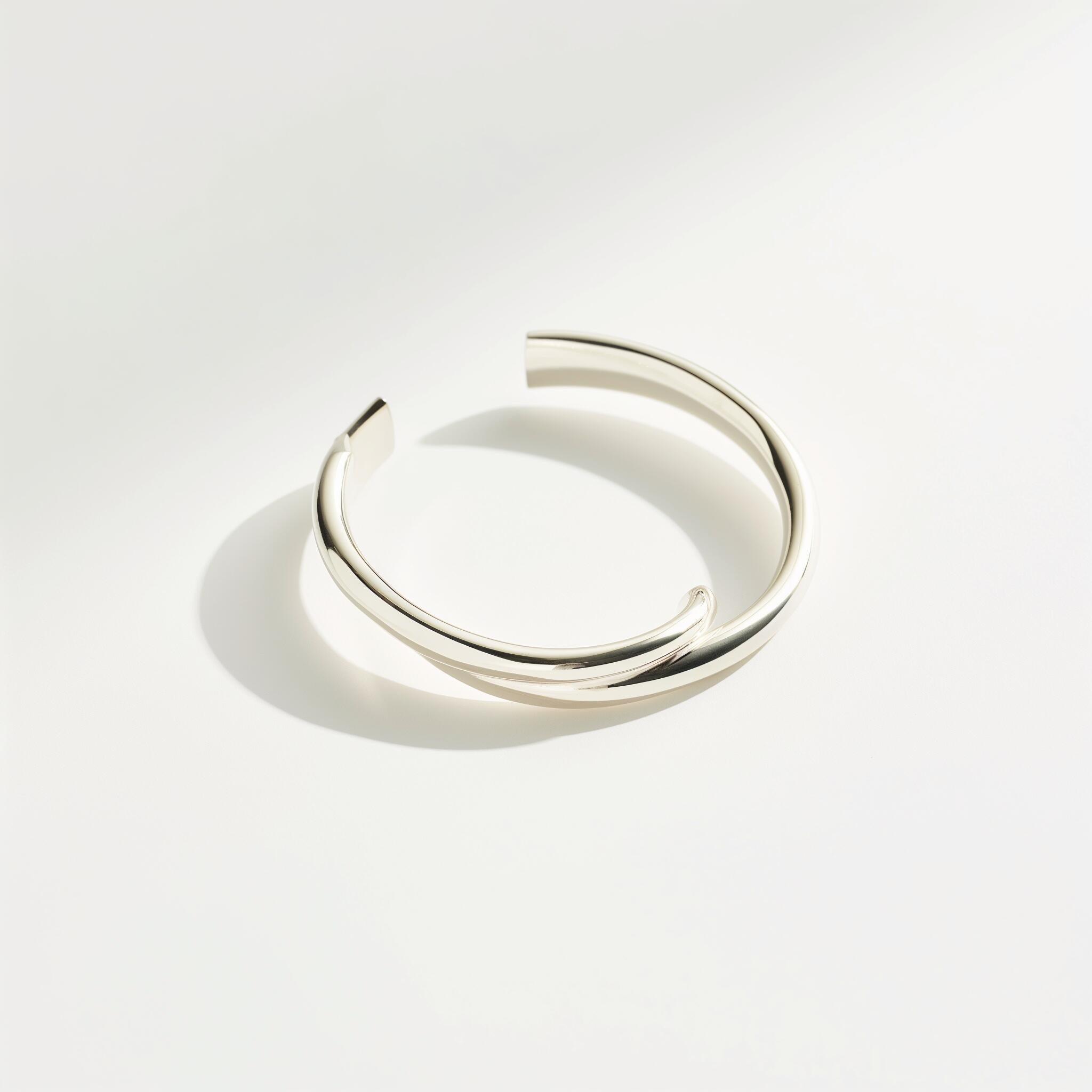 Evoira Luxe ring